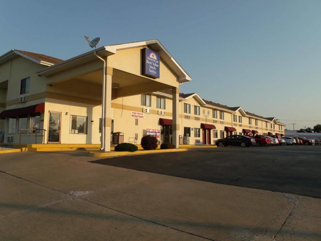 Americas Best Value Inn & Suites Harrisonville Ngoại thất bức ảnh